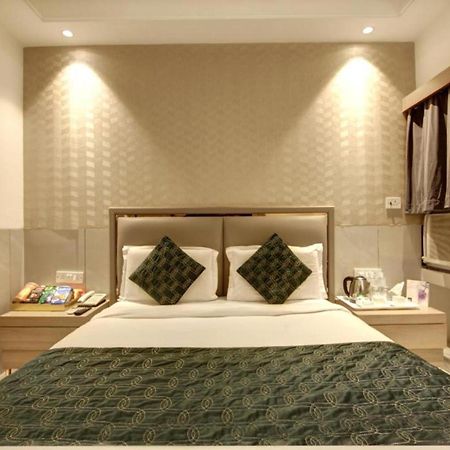 Hotel Star View-New Delhi Bagian luar foto