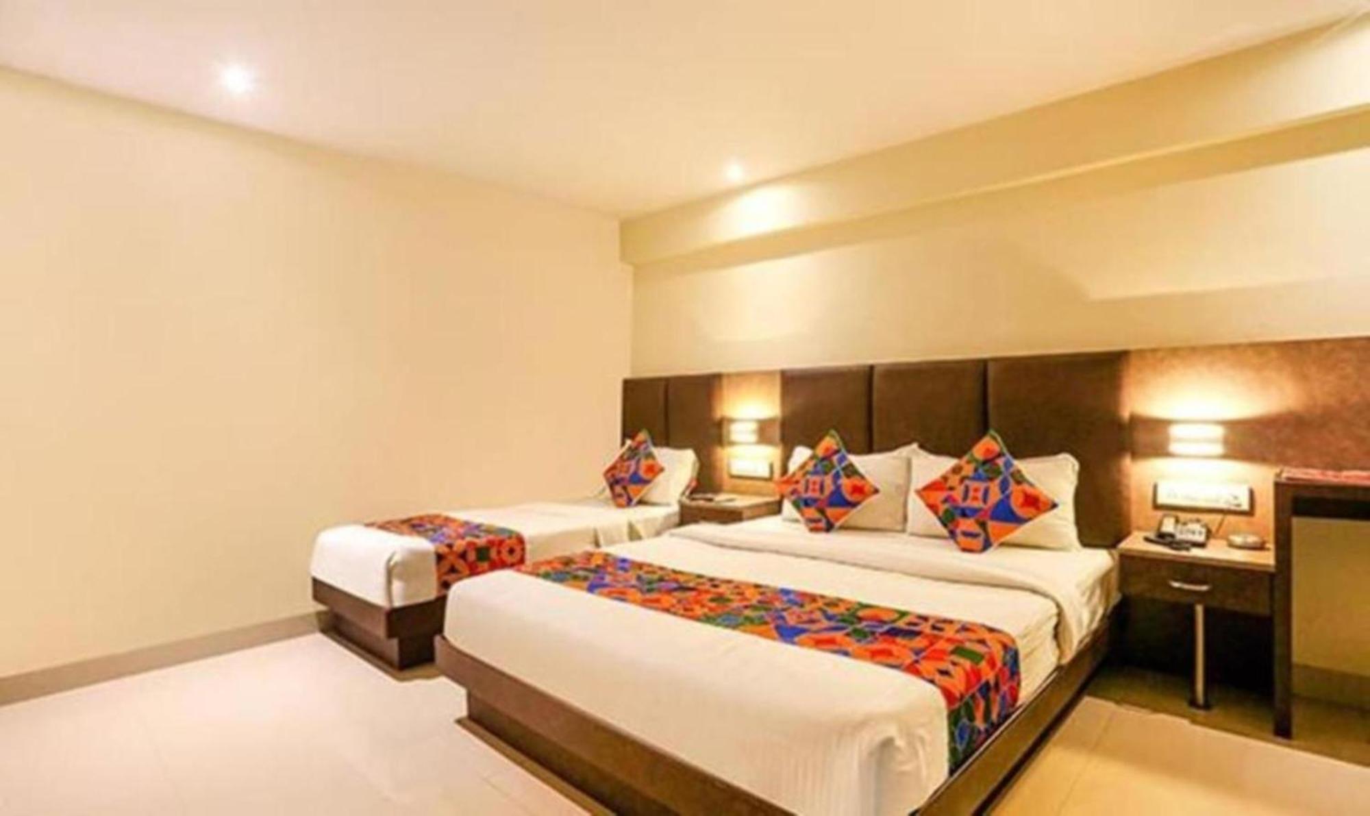 Hotel Star View-New Delhi Bagian luar foto