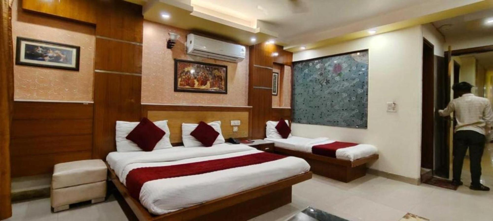 Hotel Star View-New Delhi Bagian luar foto