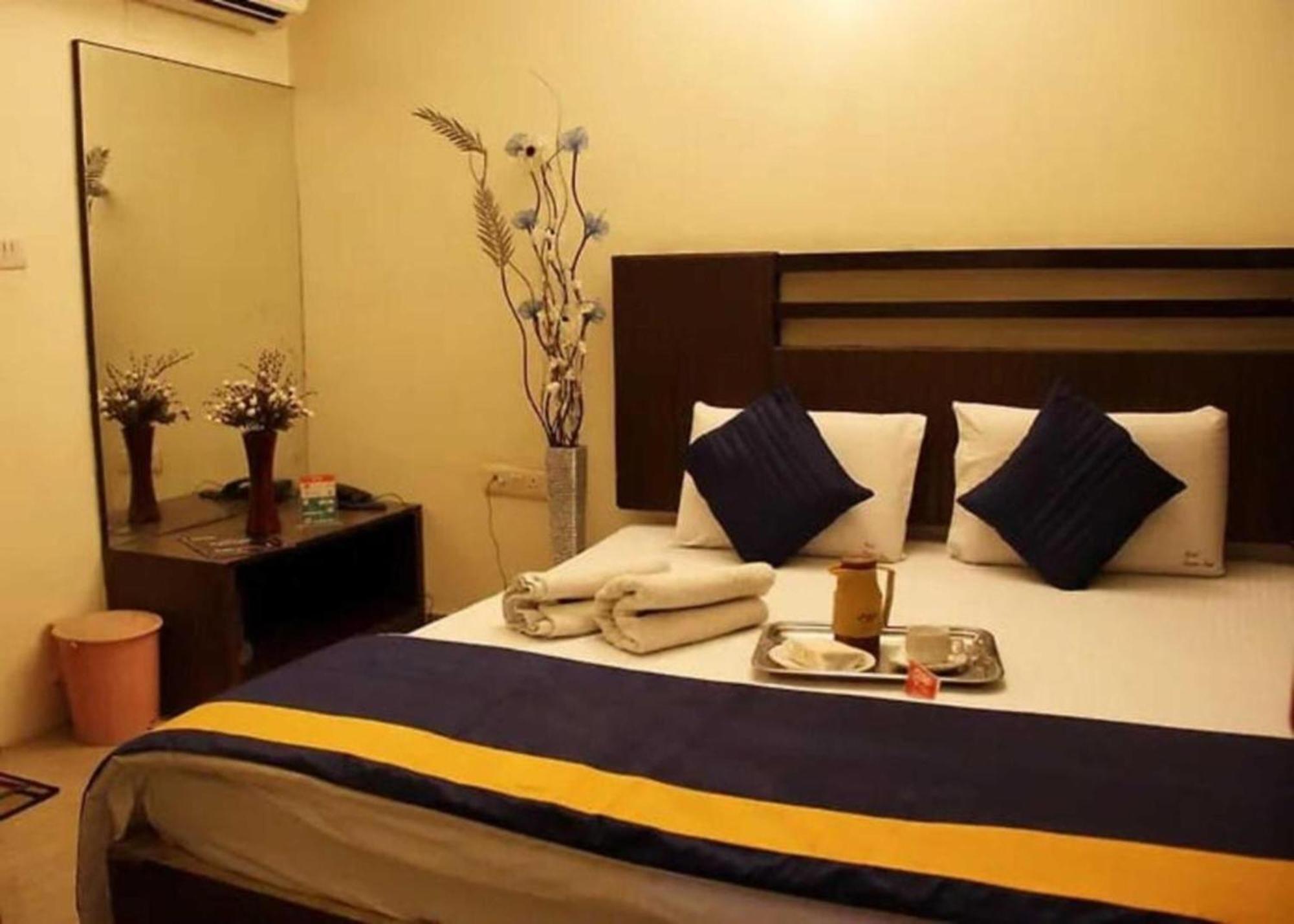 Hotel Star View-New Delhi Bagian luar foto