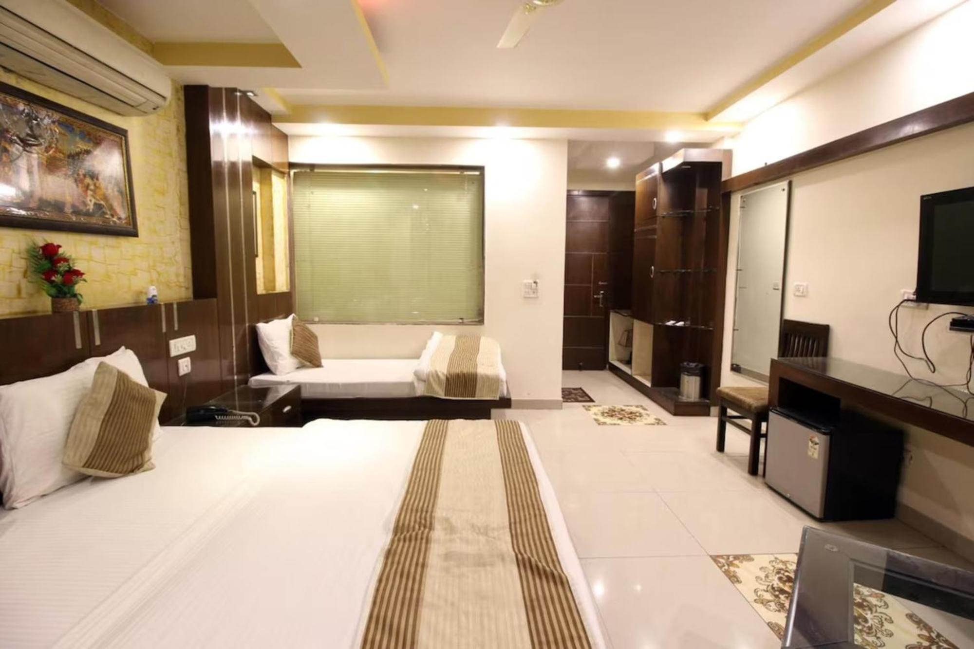 Hotel Star View-New Delhi Bagian luar foto