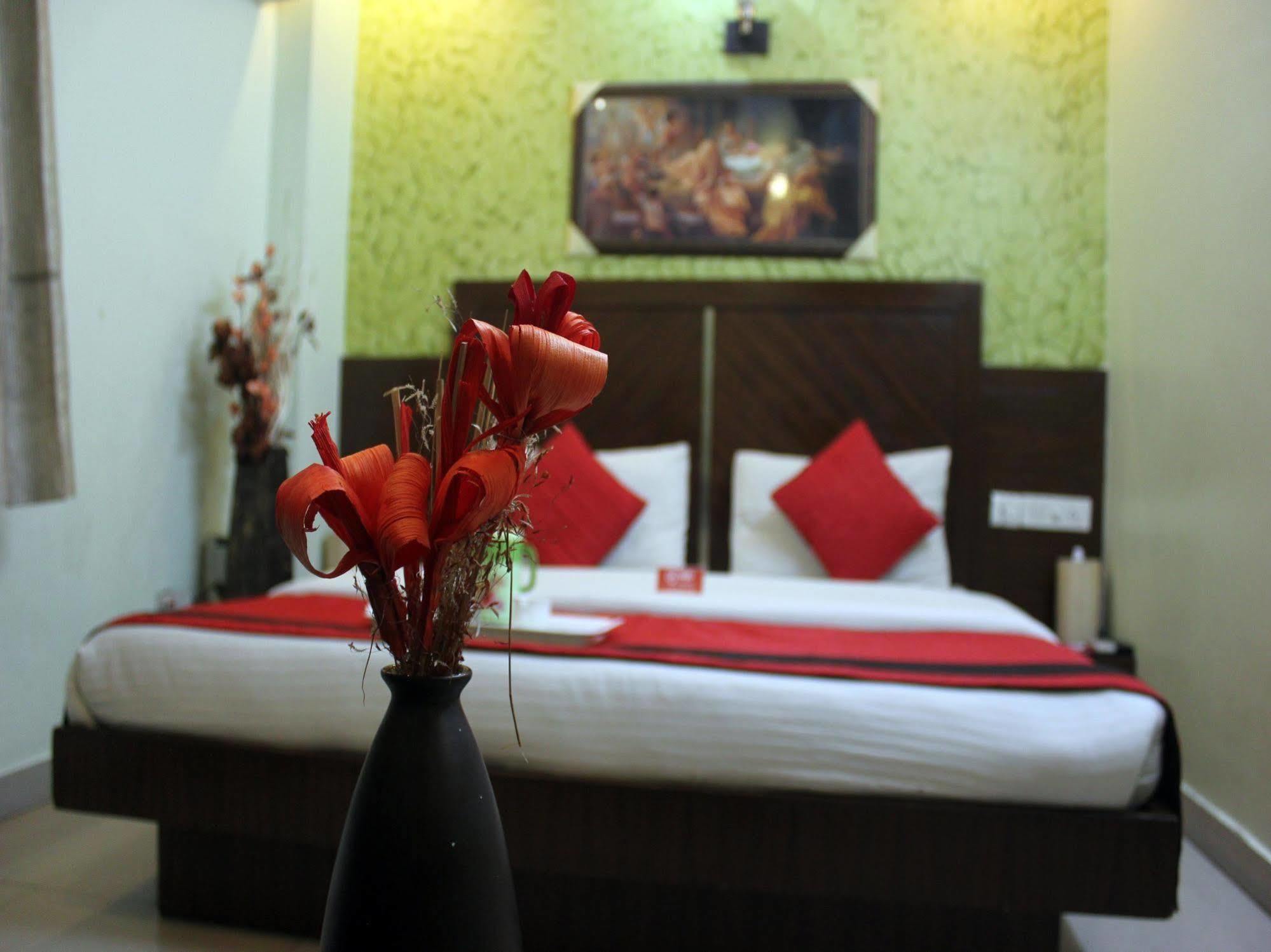Hotel Star View-New Delhi Bagian luar foto