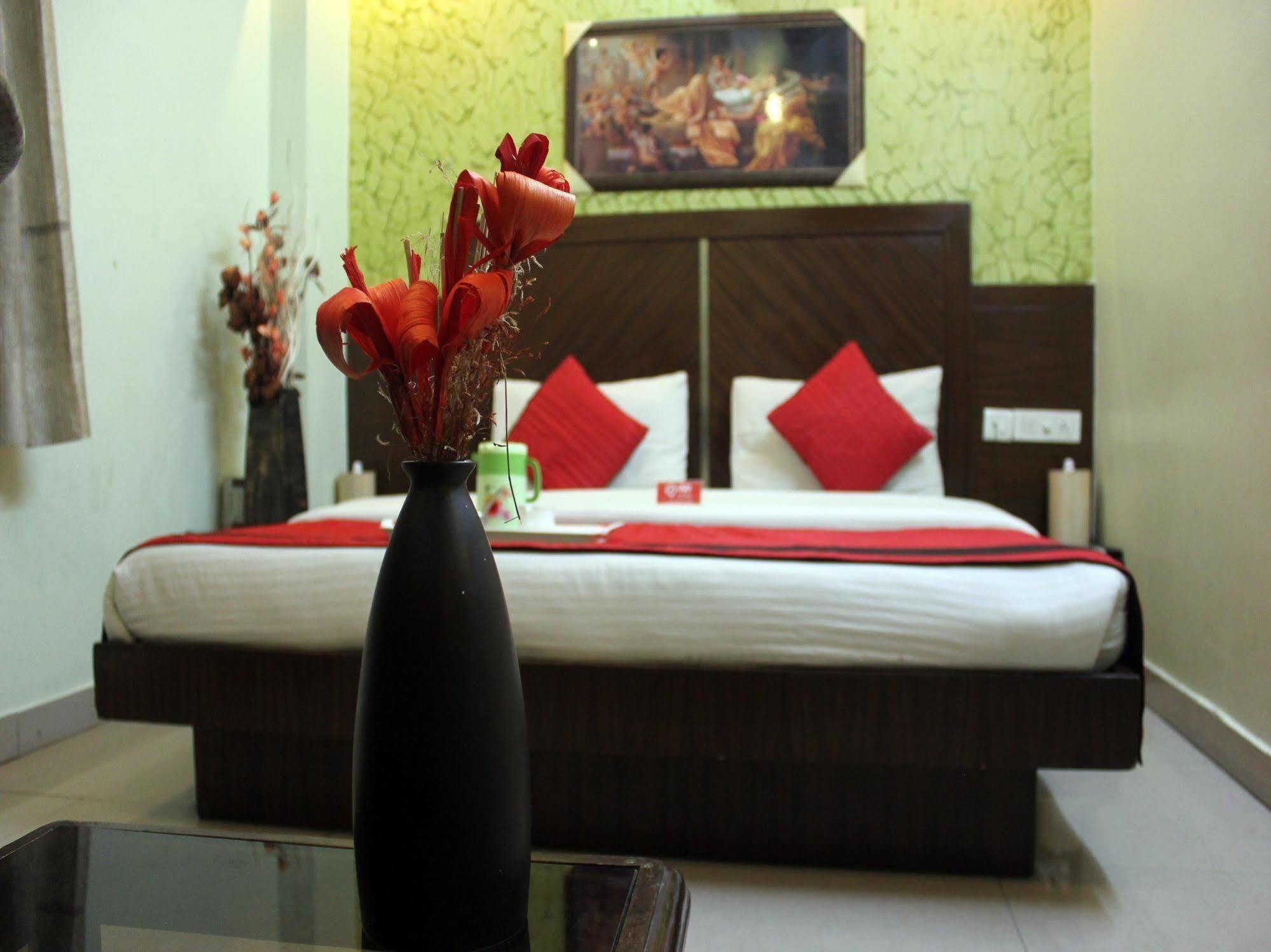 Hotel Star View-New Delhi Bagian luar foto